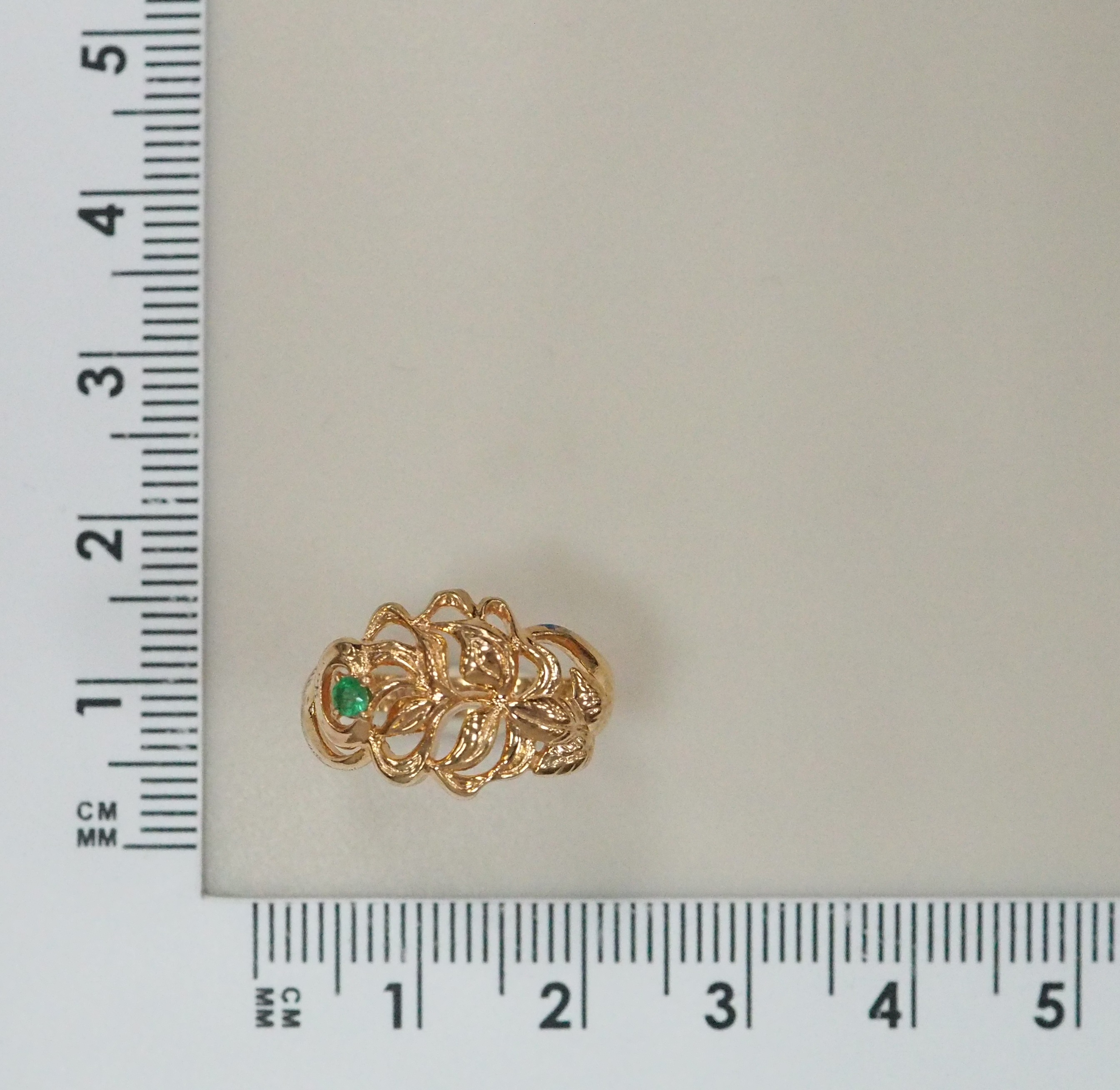 Серебряное кольцо 925 пробы; Православное; вставки 1 Изумруд 0,04 3/3;